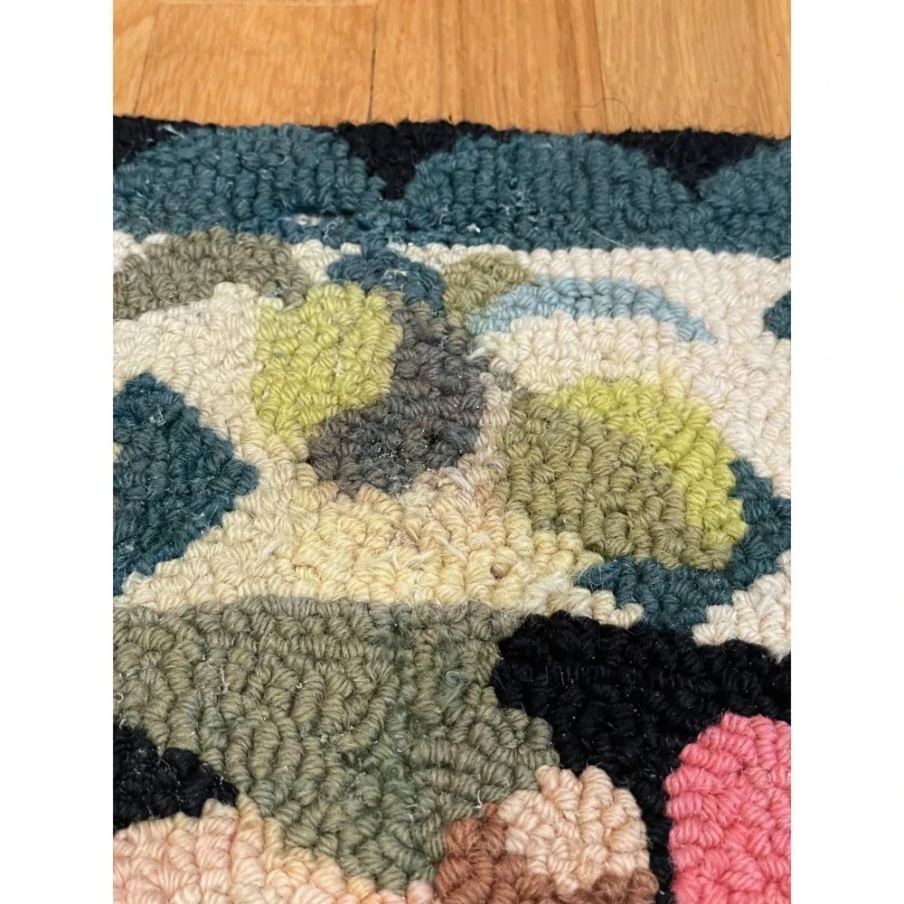 Vintage Claire Murray Bunny Rabbit Strawberry Garden Wool Rug 37 x 31 Lattice